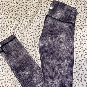 Patterned lululemon leggings